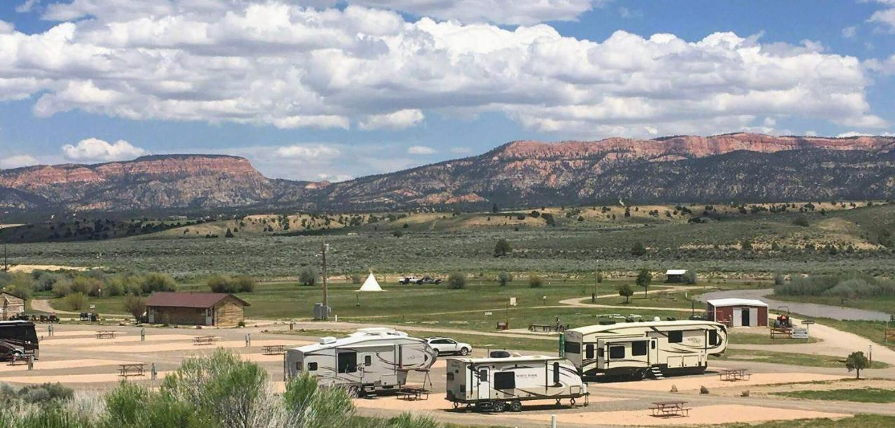 The Riverside Ranch Motel And Rv Park Southern Utah Хеч Екстериор снимка