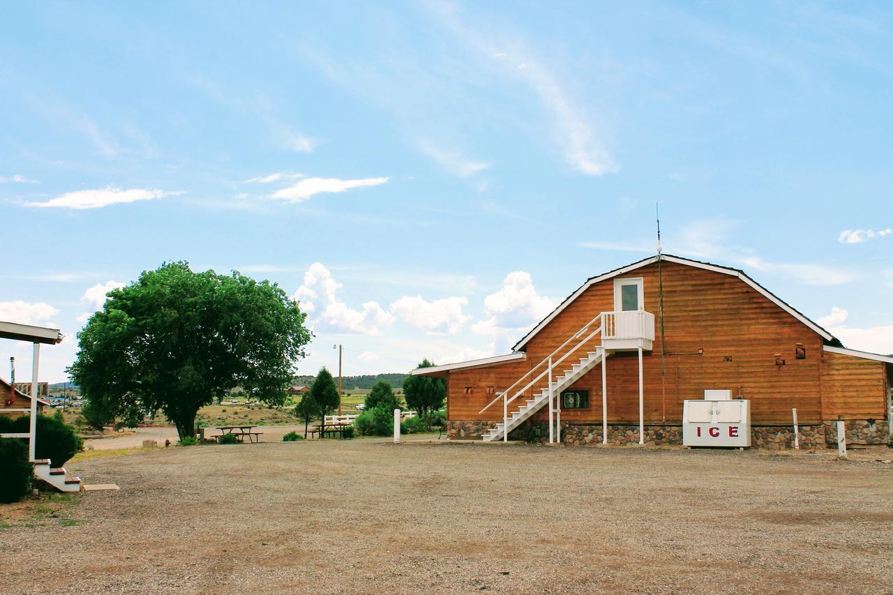 The Riverside Ranch Motel And Rv Park Southern Utah Хеч Екстериор снимка