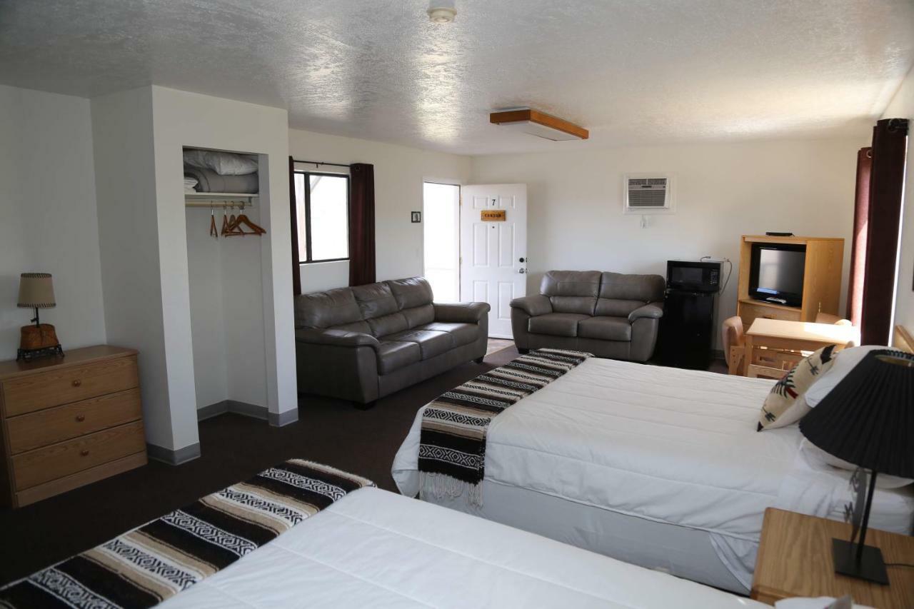 The Riverside Ranch Motel And Rv Park Southern Utah Хеч Екстериор снимка